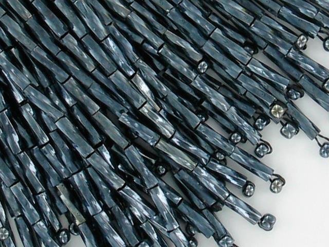 Bugle Bead Dropper Bunch HEMATITE/BLACK