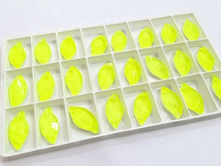 Leaf Sew-On Stones JONQUIL/NEON