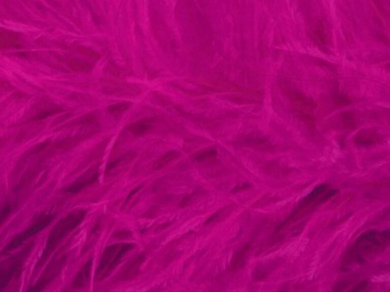 Pure Ostrich Feather Boa Lux 6 Ply ELECTRIC PINK