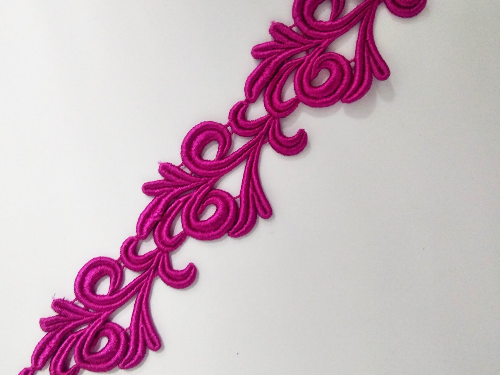 Lace Victoria Guipure Ribbon