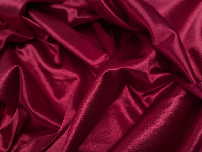 Satin Velvet Dense RED