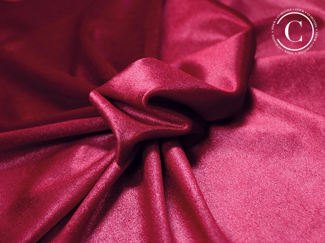 Velvet Gloss CHERRY RED