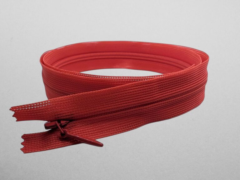 Zippers RED