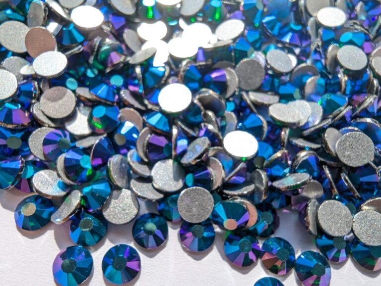 Crystals Non-Hotfix EMERALD AB