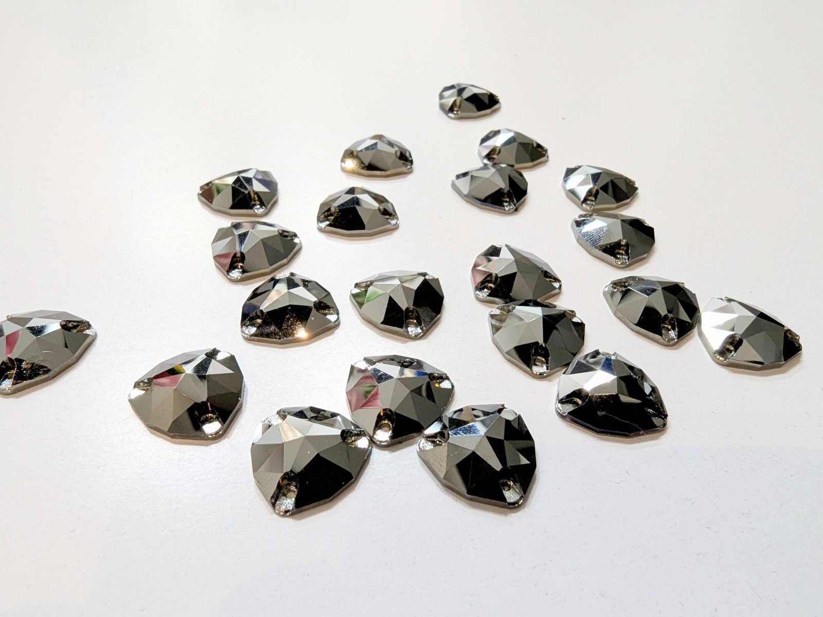 Trilliant Sew-On Stones