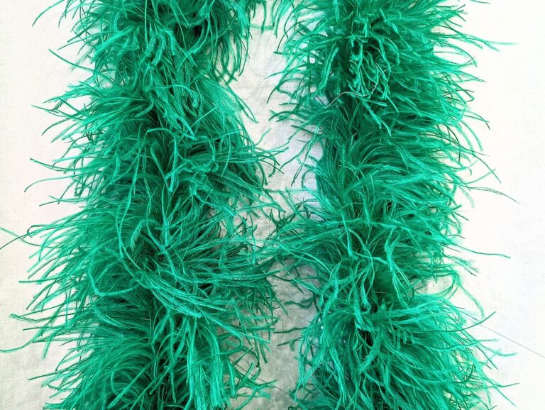 Ostrich Feather Boa Lux 5 Ply - EMERALD