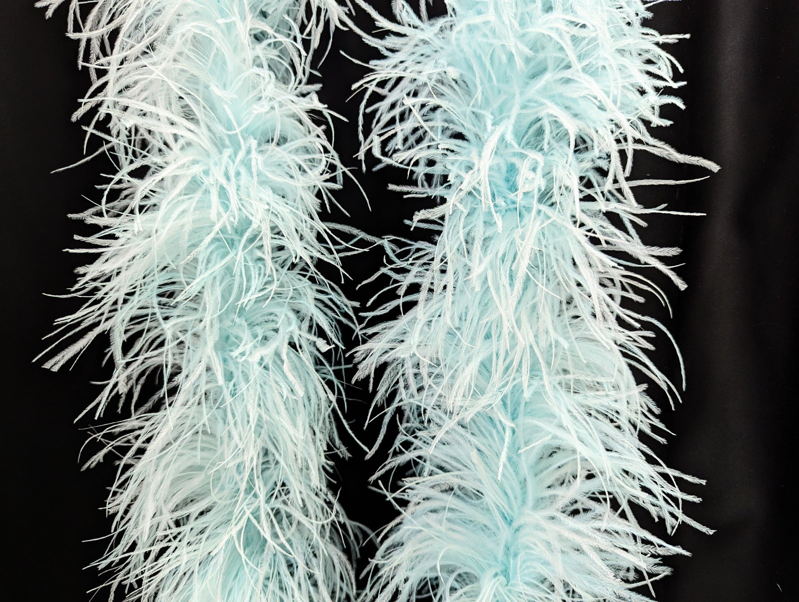 Ostrich Feather Boa Lux 5 Ply