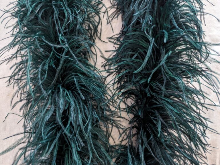Ostrich Feather Boa Lux 5 Ply - FOREST GREEN