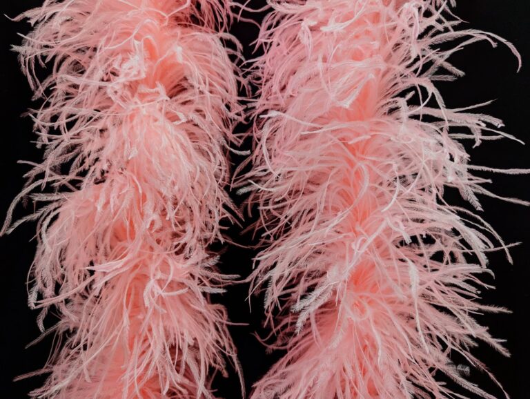 Ostrich Feather Boa Lux 5 Ply - SUGAR PINK